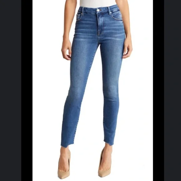 GOOD AMERICAN Good Legs Raw Hem Skinny Jeans 6/28 - Picture 1 of 11